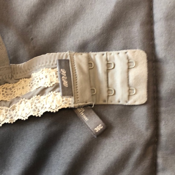 Bra - Picture 3 of 3